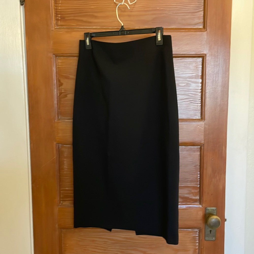Chic Black Pencil Skirt